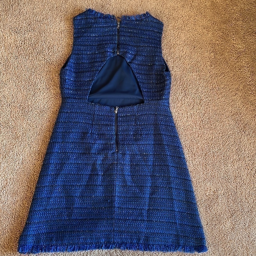 Alice + Olivia Stari Cutout Back Blue Tweed Dress size 8 - Picture 8 of 9